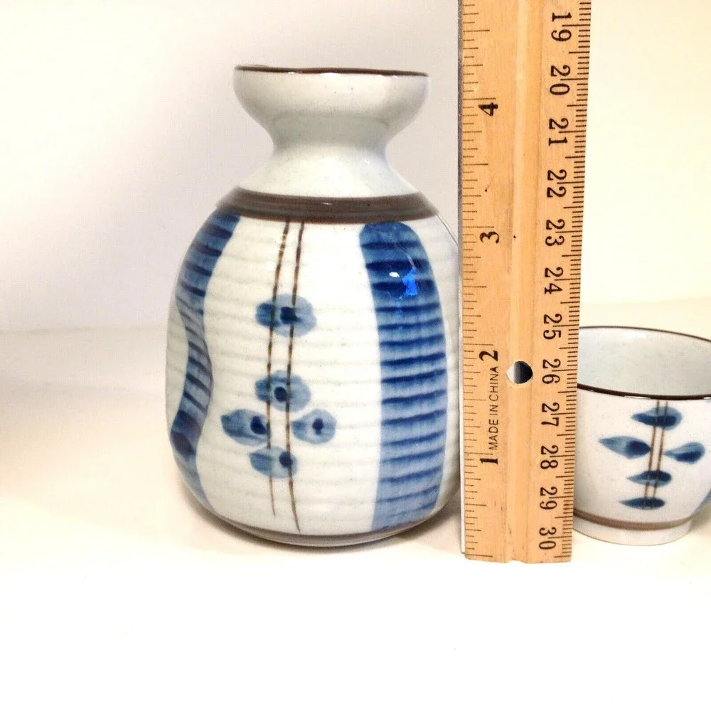 Vintage CIB Japanese Sake Set 3 Piece in Original Box #44T311